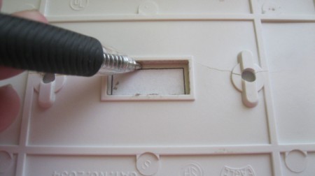 tracing switch opening onto paper