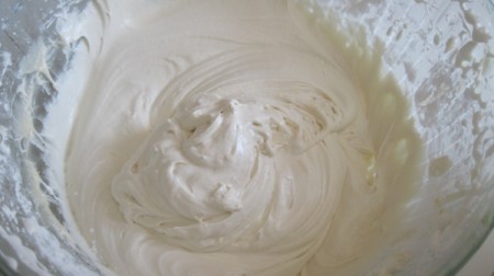Marshmallow Cream Frosting