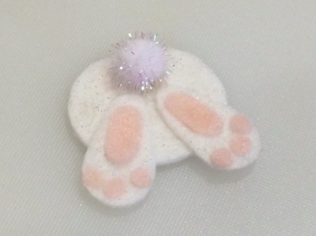 Felt Bunny Bottom Pin