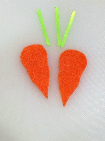 Felt Carrot Pin