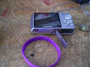 Bracelet to Fix Broken Camera Hinge