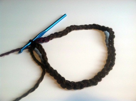 Fan Pattern Crocheted Cowl
