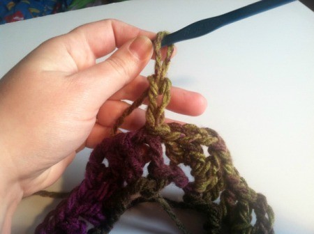 Fan Pattern Crocheted Cowl