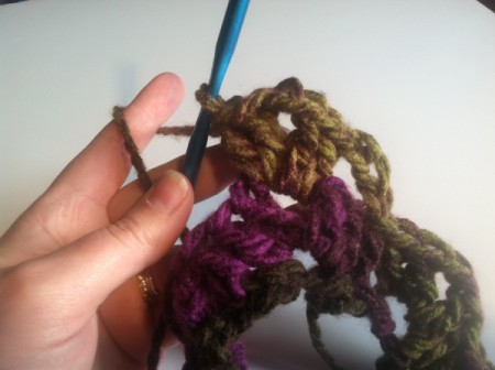 Fan Pattern Crocheted Cowl