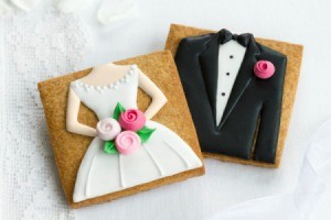 bride and groom cookies