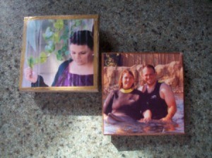 Photo Tiles without brushstrokes.