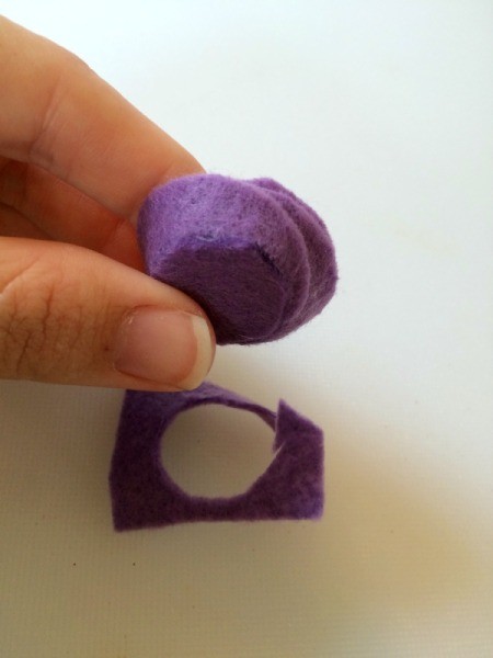 Felt Flower Spirals DIY Craft Kit - 96 Pre-Cut Felt Flowers In 6 Bright Colors