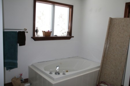 tub area