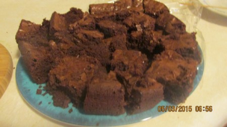 plate of brownies