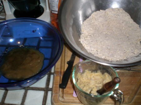 A bowl of wet ingredients and a bowl of dry ingredients.