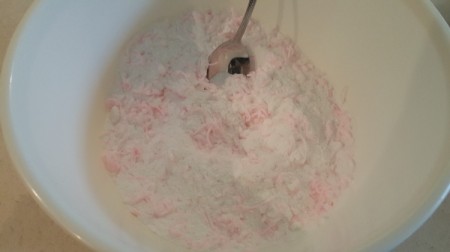 Homemade Powdered Laundry Soap - mixing ingredients