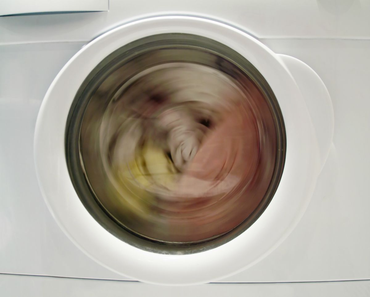 New washing machine on sale noisy spin