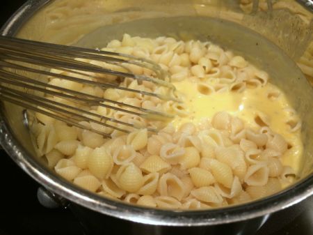 Blue Cheese and Gruyere Mac and Cheese