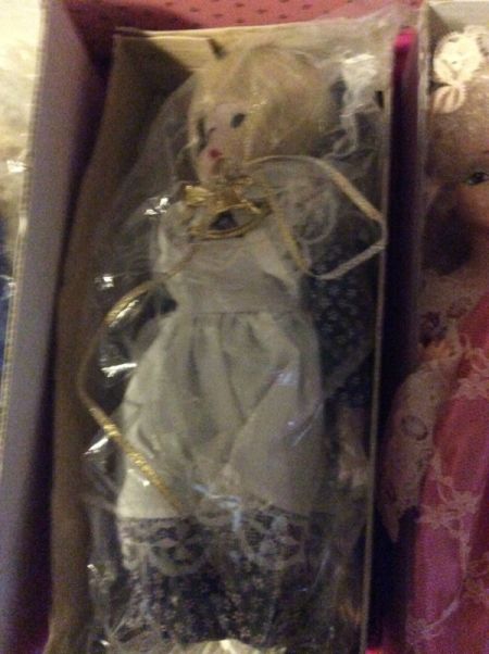 Identifying Porcelain Dolls