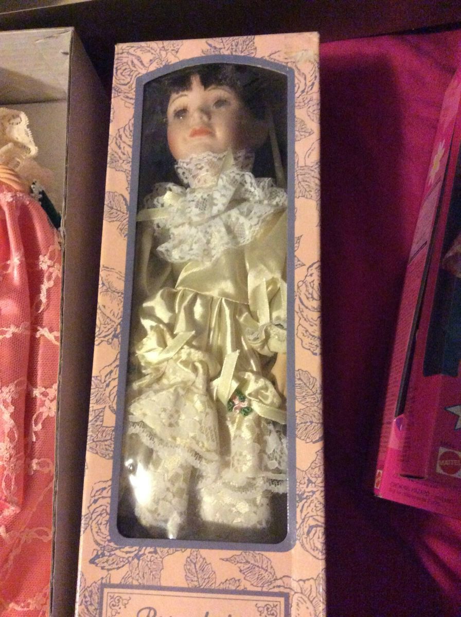 Identifying Porcelain Dolls? ThriftyFun