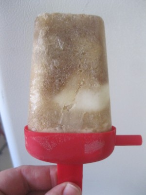 Root Beer Float Popsicles - popsicle