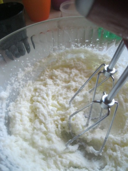 butter sugar blending