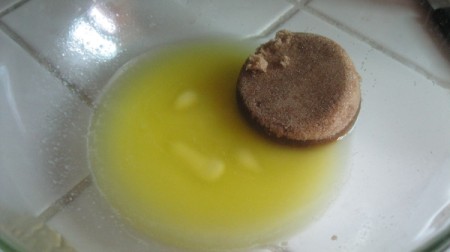 butter & sugar in bowl