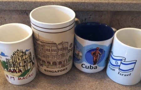 Under Cabinet Mug Display