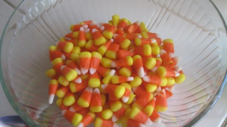 carmel corn in bowl
