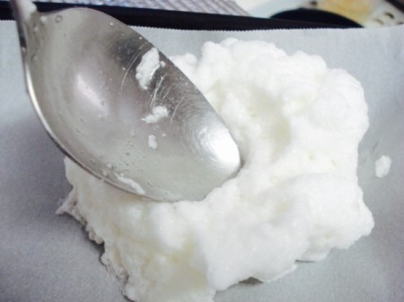 making place for yolk in whipped egg white