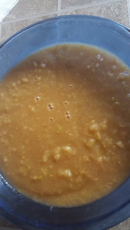 applesauce in bowl