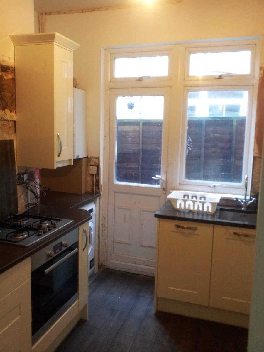 Kitchen Wall Paint Color Advice? | ThriftyFun