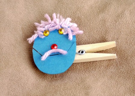 Easy Peg Puppets