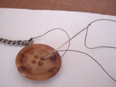 Vintage Cardigan Guard (Sweater Chain)