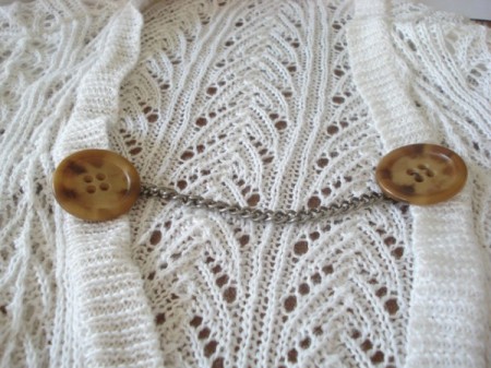 Vintage Cardigan Guard (Sweater Chain)