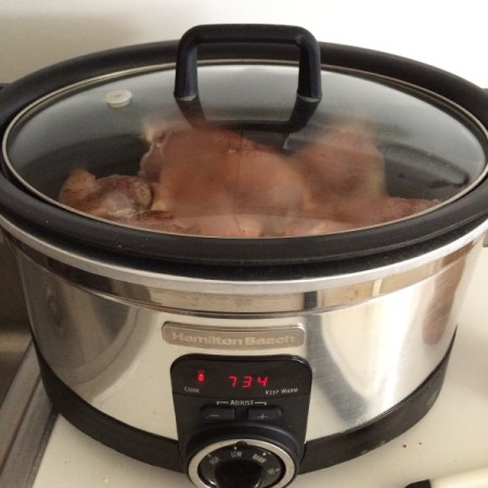 Crockpot Chicken with Potatoes and Carrots