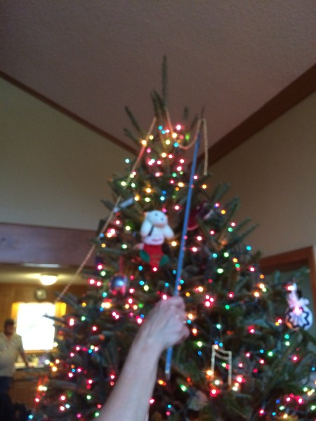 Christmas Tree Ornament Hanger For Hard To Reach Branches