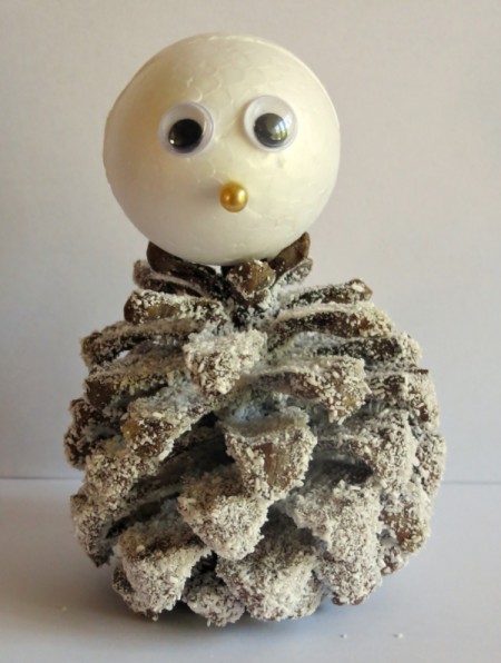 Frosted Pine Cone Snowman Craft