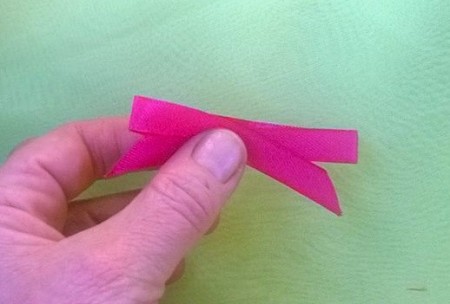 Button and Bow Gift Tag