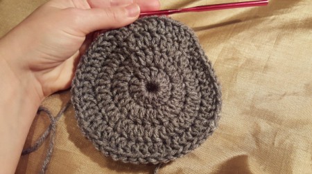 Girl's Fan Patterned Crochet Hat