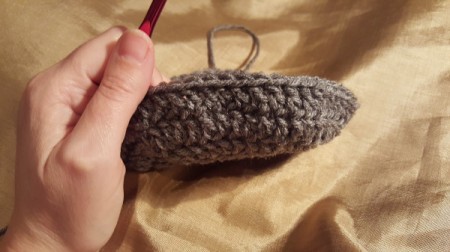 Girl's Fan Patterned Crochet Hat