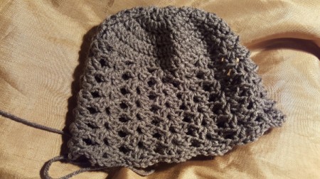 Girl's Fan Patterned Crochet Hat