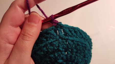 crochet travel bag
