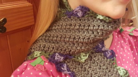 Scalloped Children's Crochet Scarf - closeup of scarf around girl's neck