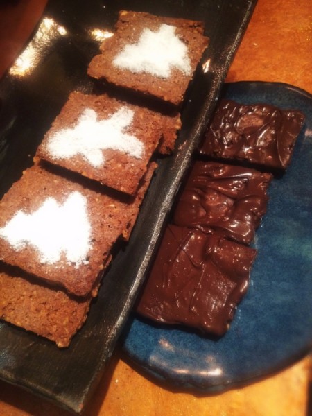 Easy Gluten Free Gingerbread (Vegan)