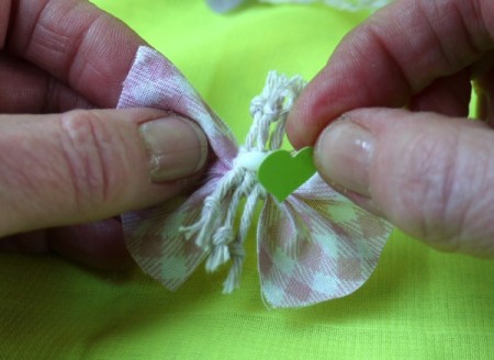 Shabby Chic Gift Tag - Add an embellishment to the centre of the bow.