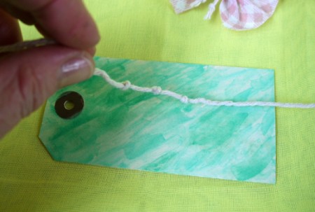 Shabby Chic Gift Tag - tie knots along the length of the string