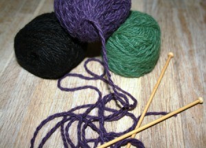 Working with Dark Colored Yarns