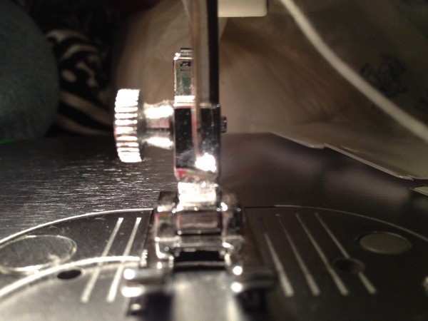 Threading Sewing Machine Needles