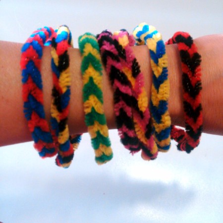 Making Pipe Cleaner Bracelets | ThriftyFun