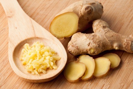 ginger root, slices, and grated