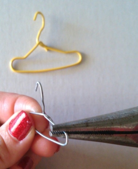 Paper Clip Mini Hangers for Barbie Clothes