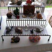 Upcycling Spice Rack for Figurine Display