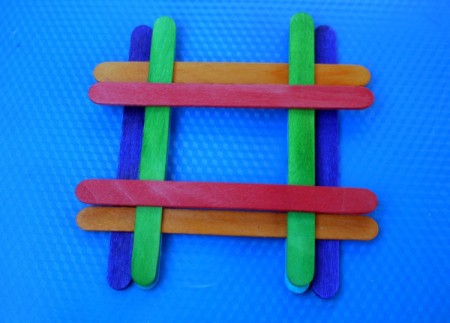 Making a Popsicle Stick Picture Frame | ThriftyFun