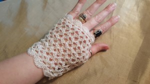 Time For Tea Lace Gloves